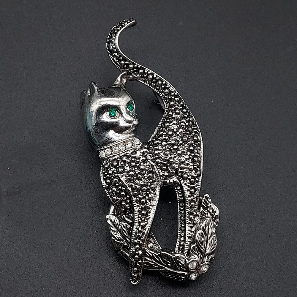 Silver Tone Cat Pendant Swarovski Crystal Green Eyes Vintage Esther Fuhrman NOS